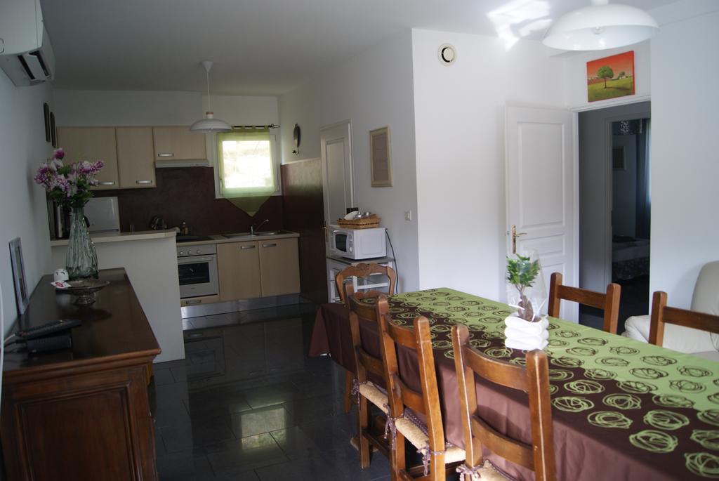 Appart'Hotel Les Rochers Auriol ภายนอก รูปภาพ